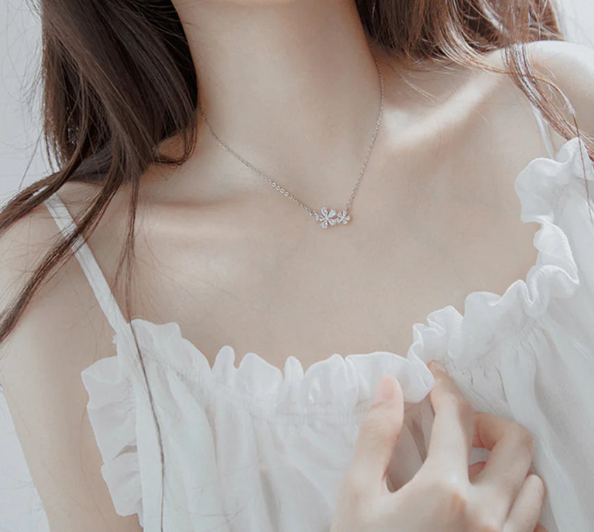 S925 Chic-styled Silver Choker by Furniffy™