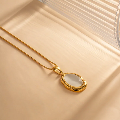 18K gold-plated Opal pendant necklace by Furniffy™